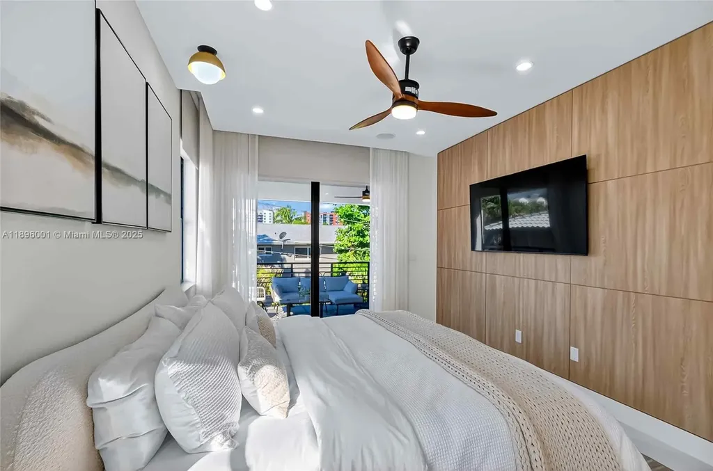 609 NE 8th Avenue Fort Lauderdale FL 33304