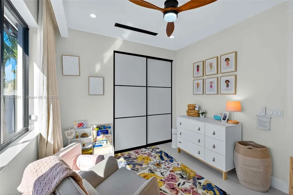 609 NE 8th Avenue Fort Lauderdale FL 33304