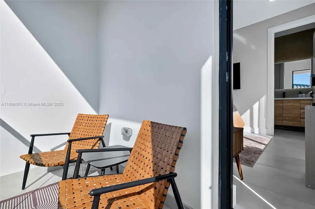 609 NE 8th Avenue Fort Lauderdale FL 33304