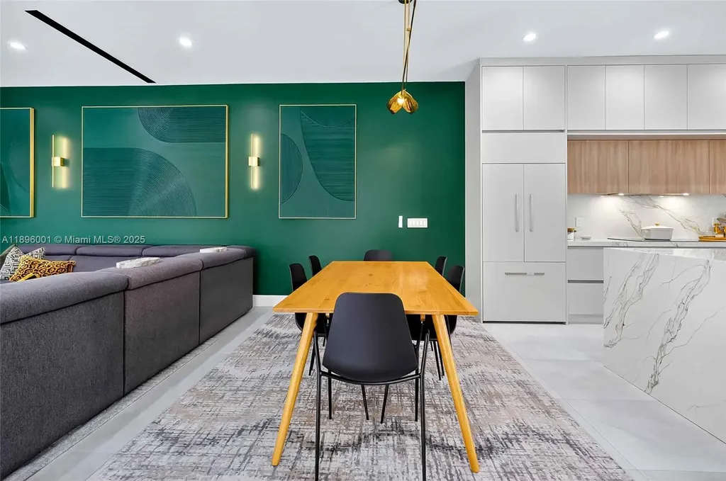 609 NE 8th Avenue Fort Lauderdale FL 33304