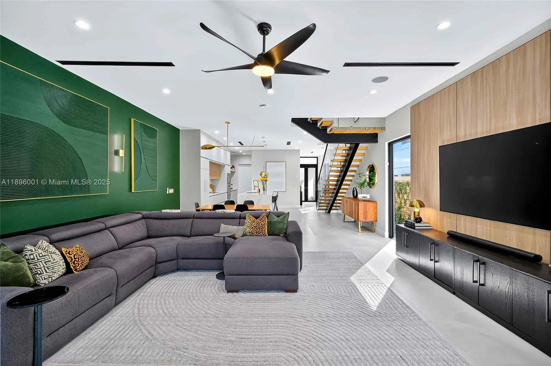 609 NE 8th Avenue Fort Lauderdale FL 33304