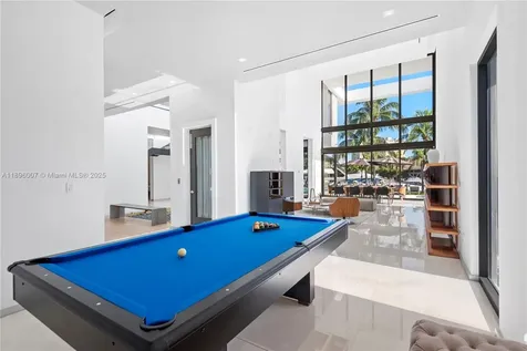 418 Sunset Drive Hallandale Beach FL 33009