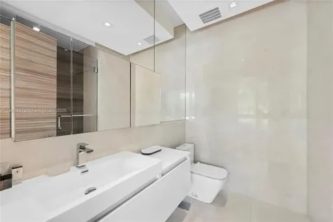 418 Sunset Drive Hallandale Beach FL 33009