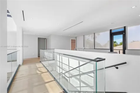 418 Sunset Drive Hallandale Beach FL 33009