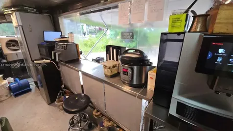 Mediterranean Food Truck For Sale In Miami Miami FL 33130