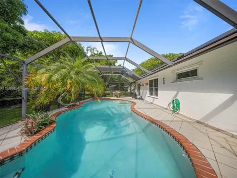8520 SW 179th Street Palmetto Bay FL 33157