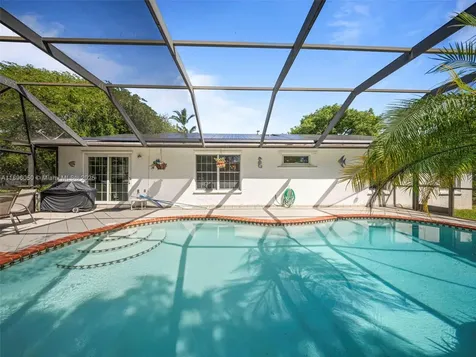 8520 SW 179th Street Palmetto Bay FL 33157