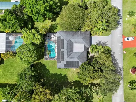 8520 SW 179th Street Palmetto Bay FL 33157
