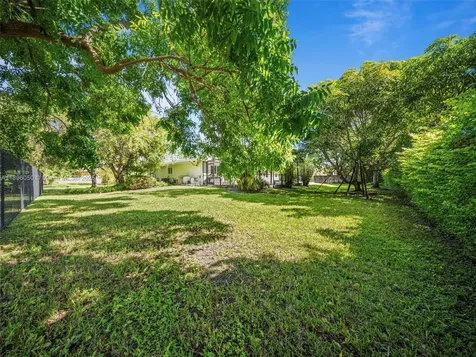 8520 SW 179th Street Palmetto Bay FL 33157