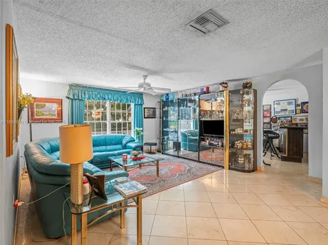 8520 SW 179th Street Palmetto Bay FL 33157