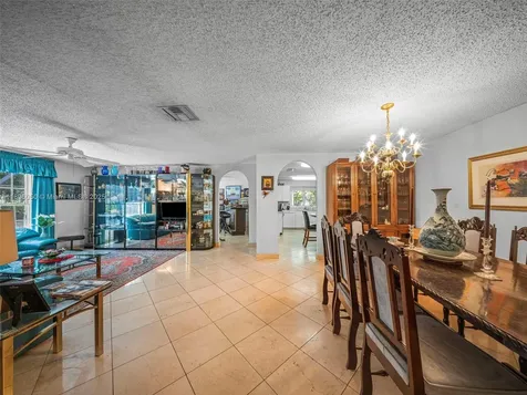 8520 SW 179th Street Palmetto Bay FL 33157
