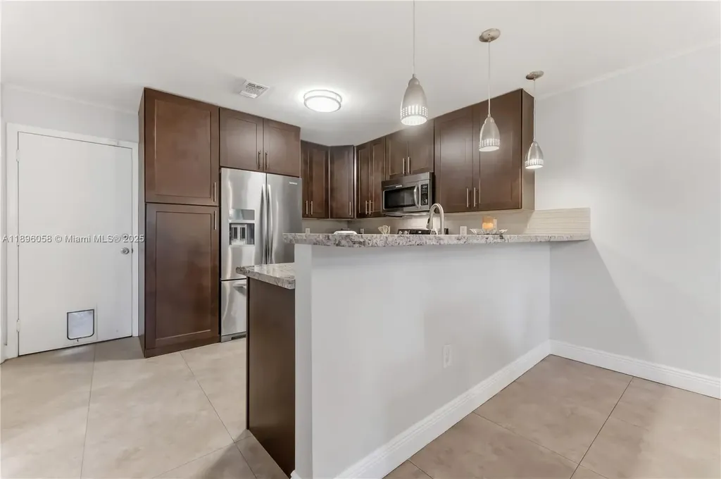 180 NW 118th Drive Coral Springs FL 33071