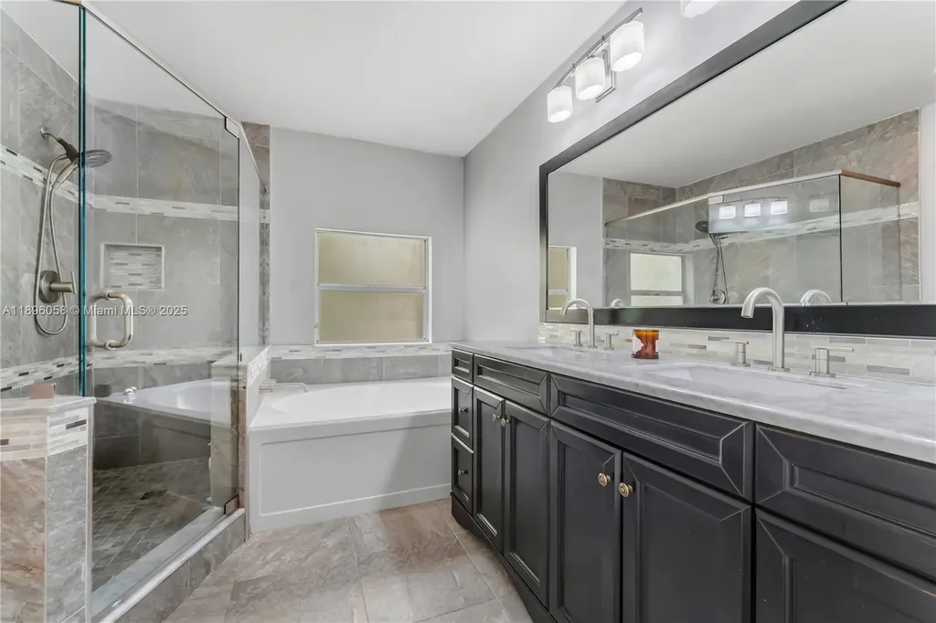 180 NW 118th Drive Coral Springs FL 33071