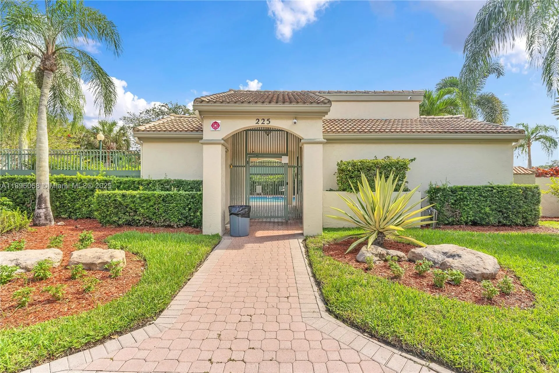 180 NW 118th Drive Coral Springs FL 33071
