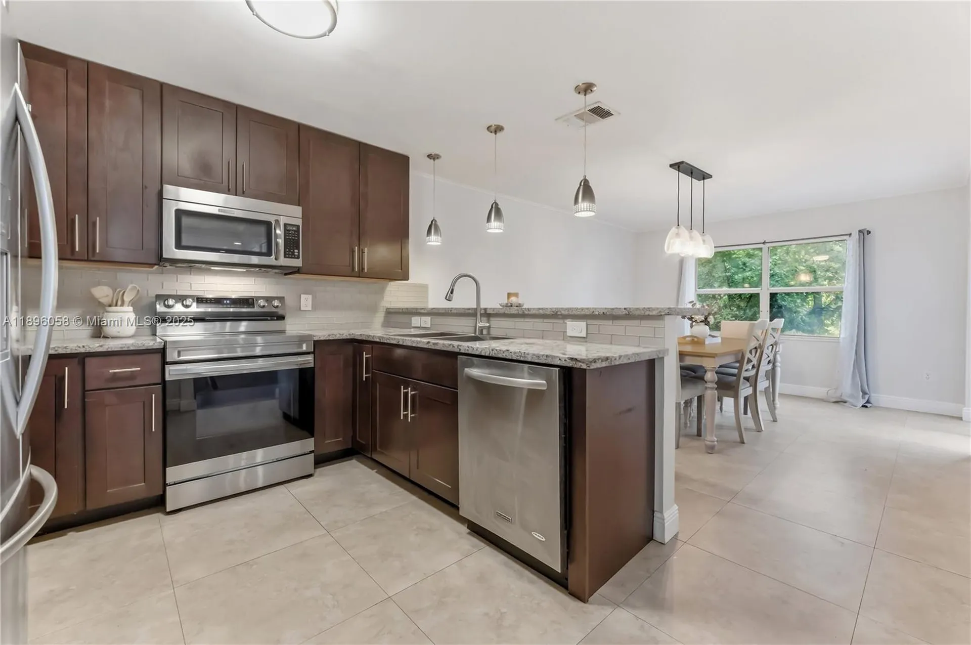 180 NW 118th Drive Coral Springs FL 33071