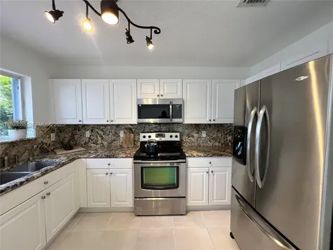 12247 SW 140th Street Miami FL 33186