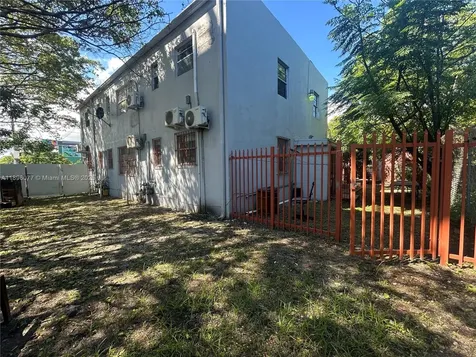 2015 NW 6th Place Miami FL 33127