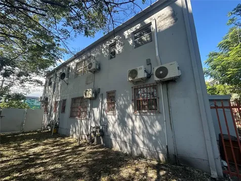 2015 NW 6th Place Miami FL 33127