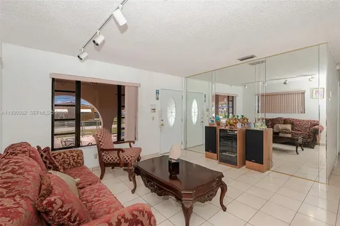 3920 W 3rd Avenue Hialeah FL 33012