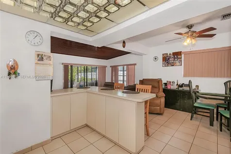 3920 W 3rd Avenue Hialeah FL 33012