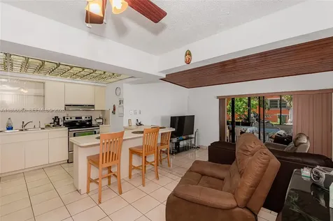 3920 W 3rd Avenue Hialeah FL 33012