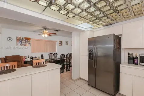 3920 W 3rd Avenue Hialeah FL 33012