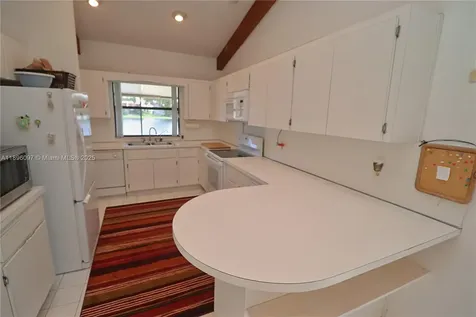 1351 NW 114th Avenue Pembroke Pines FL 33026