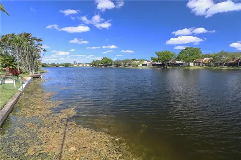 1351 NW 114th Avenue Pembroke Pines FL 33026