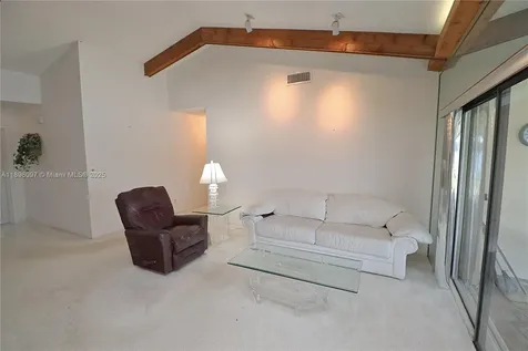 1351 NW 114th Avenue Pembroke Pines FL 33026