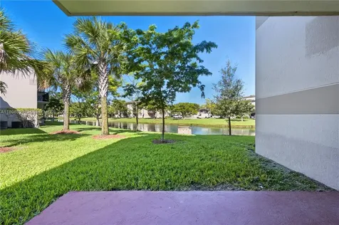 9877 Nob Hill Court Sunrise FL 33351
