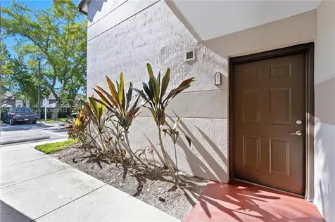 9877 Nob Hill Court Sunrise FL 33351