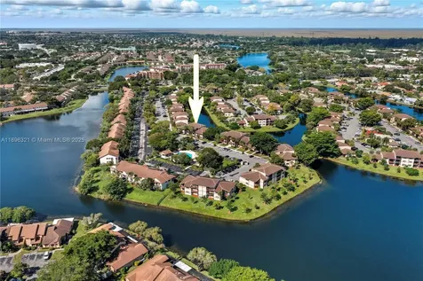 9877 Nob Hill Court Sunrise FL 33351