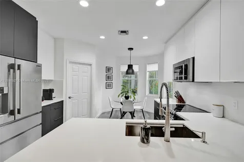 1725 Winterberry Lane Weston FL 33327