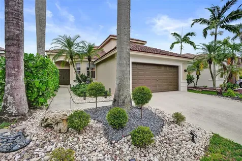 1725 Winterberry Lane Weston FL 33327