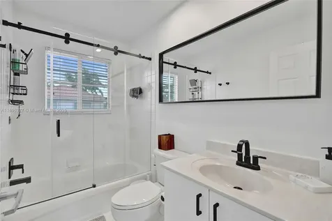 1725 Winterberry Lane Weston FL 33327