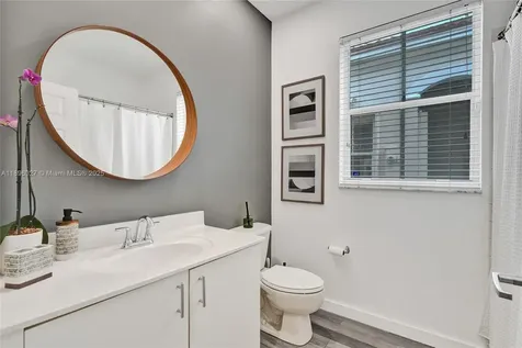 1725 Winterberry Lane Weston FL 33327