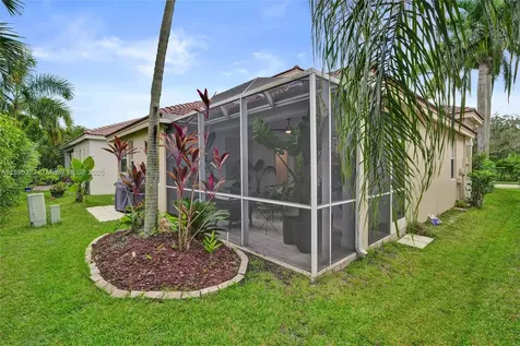 1725 Winterberry Lane Weston FL 33327