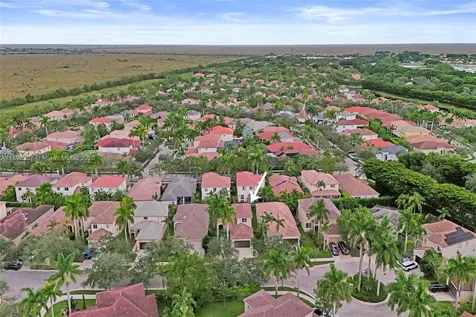 1725 Winterberry Lane Weston FL 33327