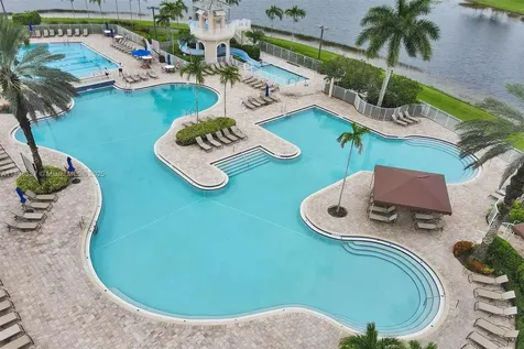 1725 Winterberry Lane Weston FL 33327