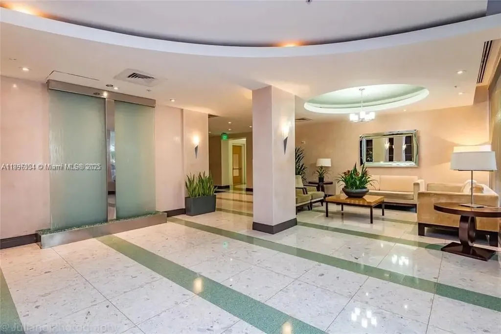 3901 S Ocean Drive Hollywood FL 33019
