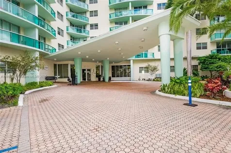 3901 S Ocean Drive Hollywood FL 33019