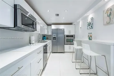 3901 S Ocean Drive Hollywood FL 33019