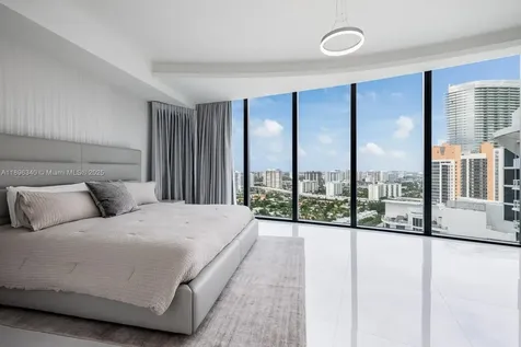 18555 Collins Avenue Sunny Isles Beach FL 33160