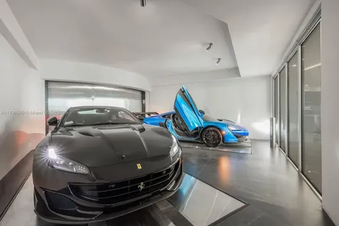 18555 Collins Avenue Sunny Isles Beach FL 33160