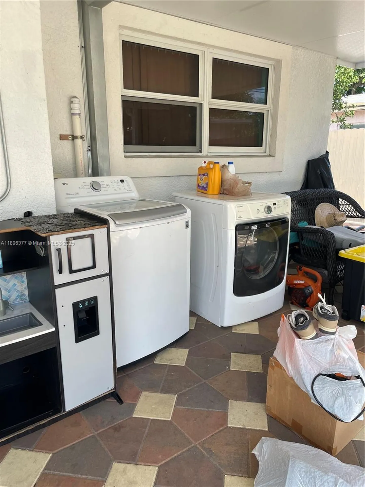 240 NE 27th Street Pompano Beach FL 33064