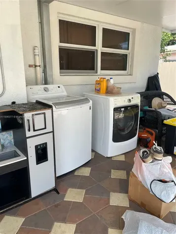 240 NE 27th Street Pompano Beach FL 33064