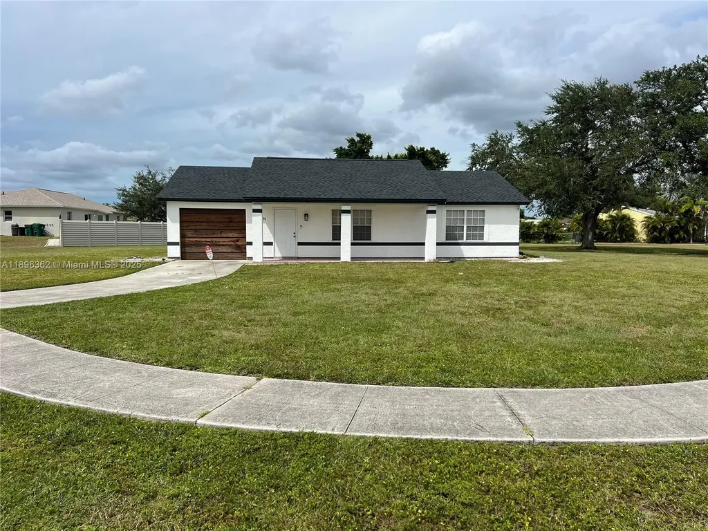 6191 Drucker Circle Port Charlotte FL 33981