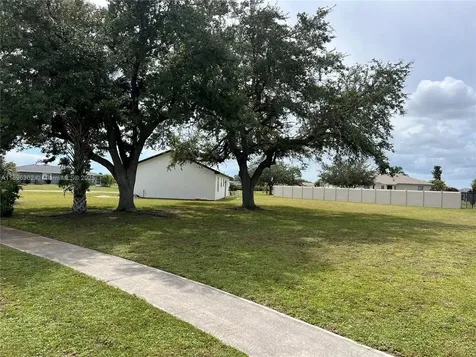 6191 Drucker Circle Port Charlotte FL 33981