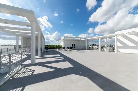 10245 NW 63rd Terrace Doral FL 33178