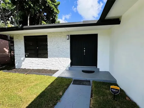 275 NE 173rd Street North Miami Beach FL 33162